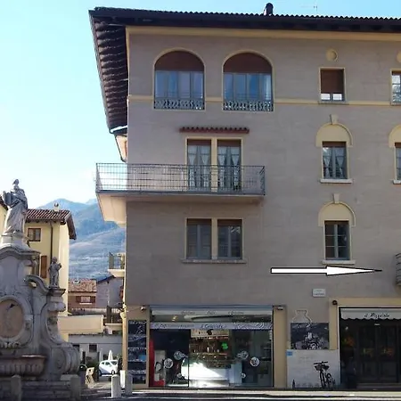 Gardarco & 2* Arco